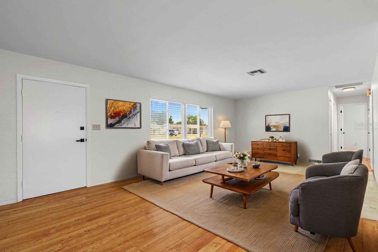 Image 3 of 59 For 11762 82nd Terrace