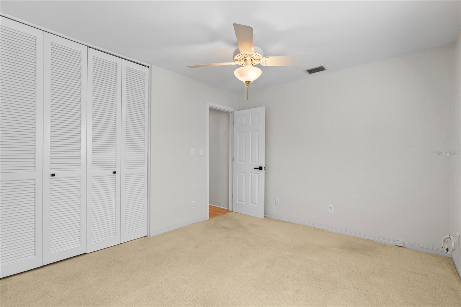 Image 30 of 59 For 11762 82nd Terrace