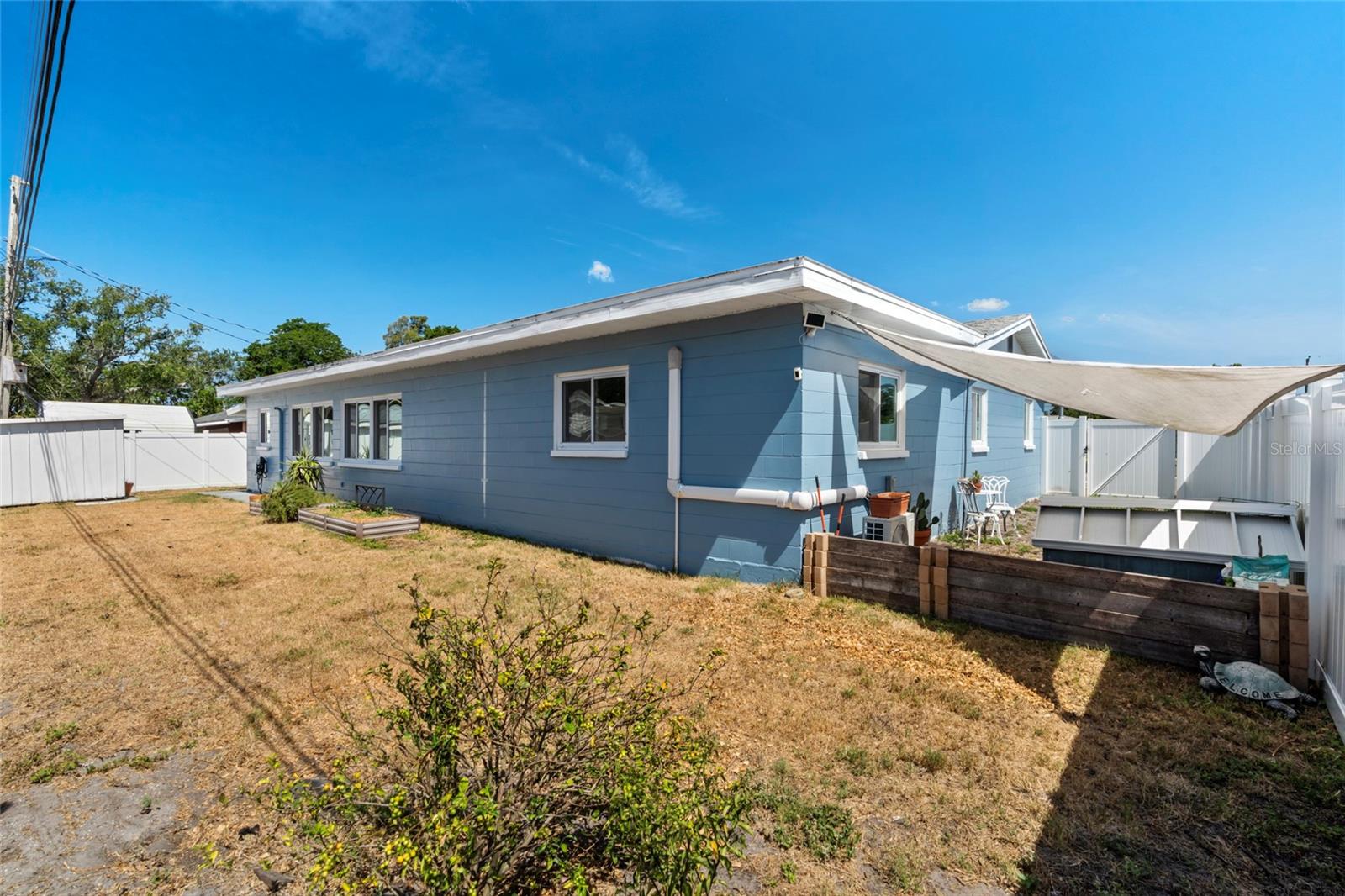 Image 34 of 59 For 11762 82nd Terrace