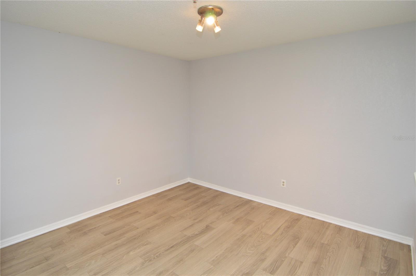 Image 12 of 98 For 10265 Gandy Boulevard N 1511
