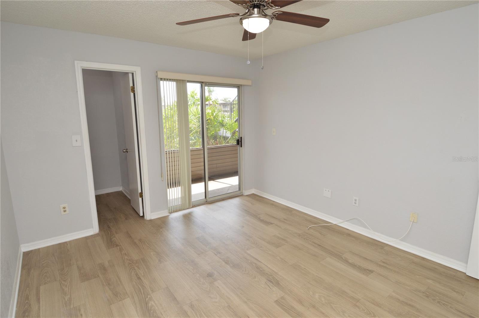 Image 24 of 98 For 10265 Gandy Boulevard N 1511
