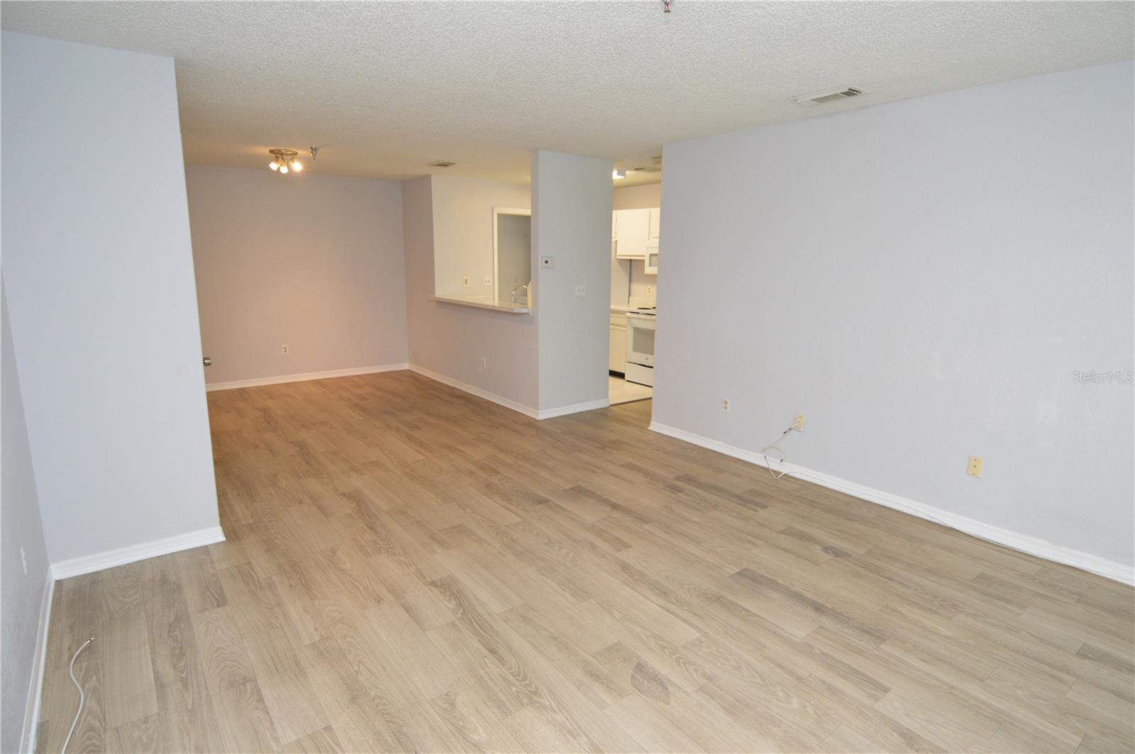 Image 3 of 98 For 10265 Gandy Boulevard N 1511