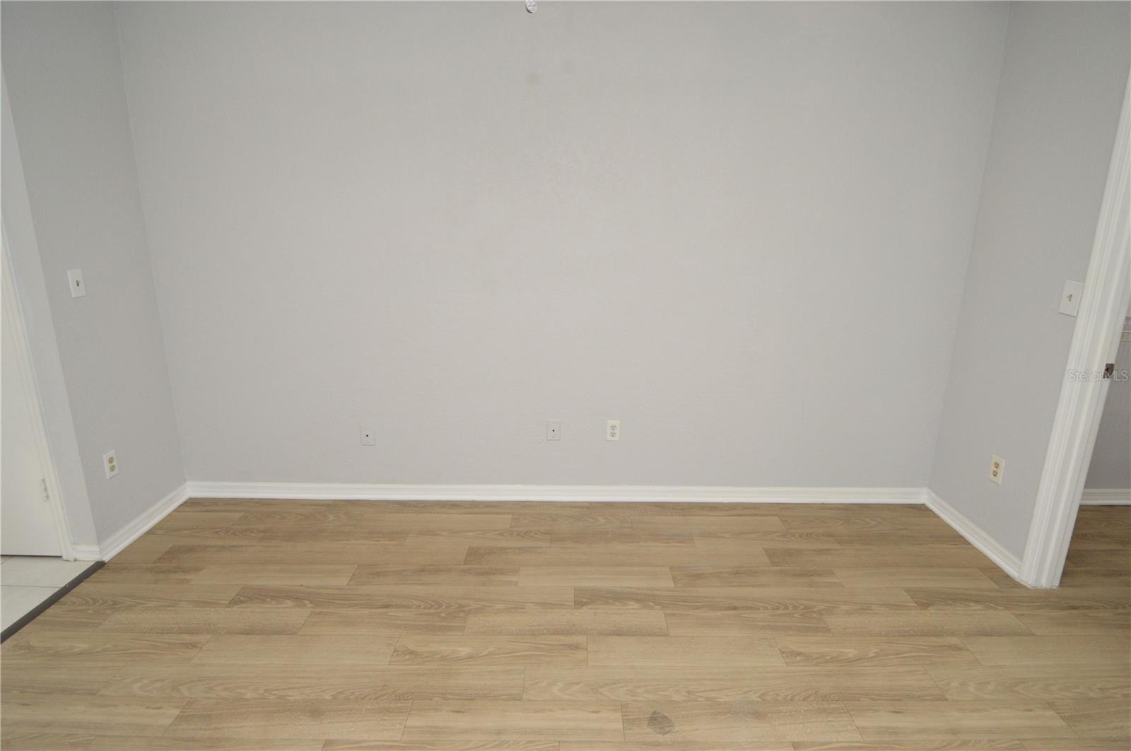 Image 32 of 98 For 10265 Gandy Boulevard N 1511