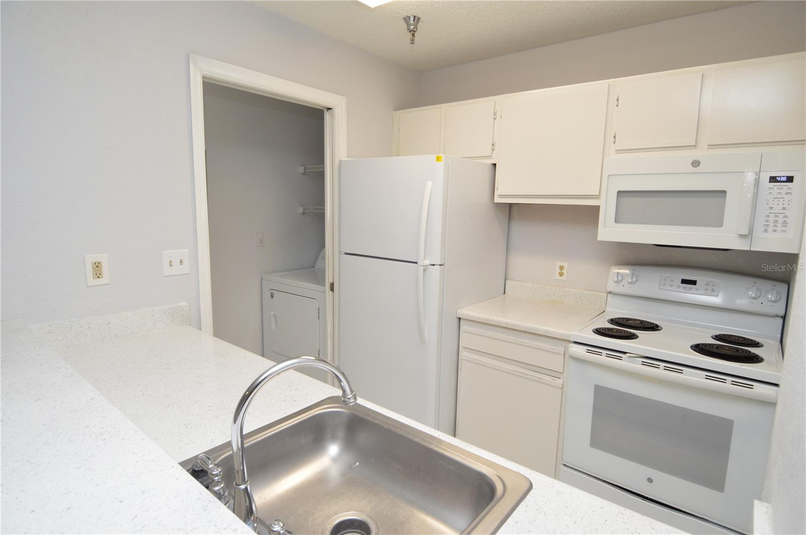 Image 5 of 98 For 10265 Gandy Boulevard N 1511