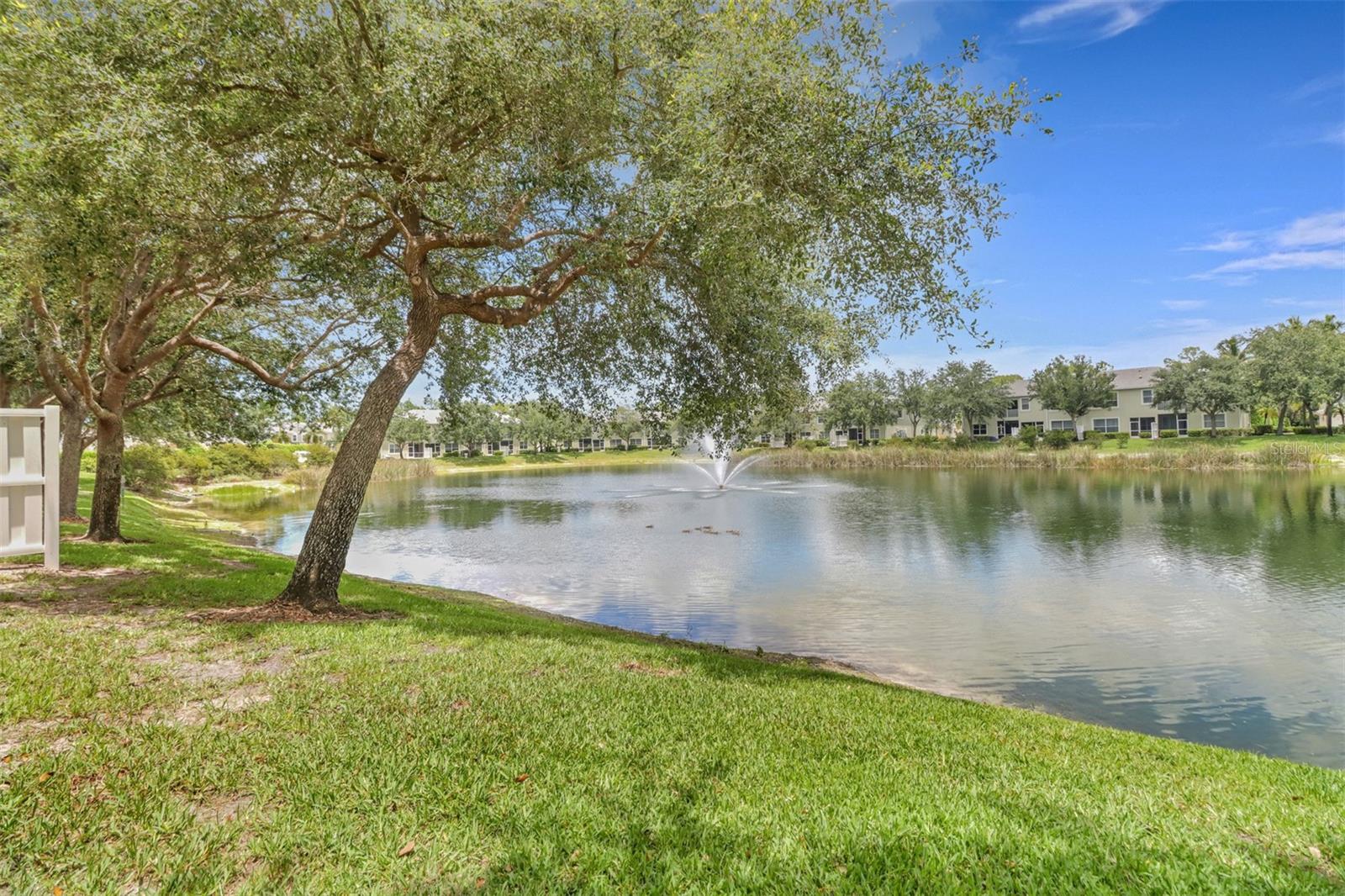 Image 10 of 41 For 1330 Mariposa Circle 104