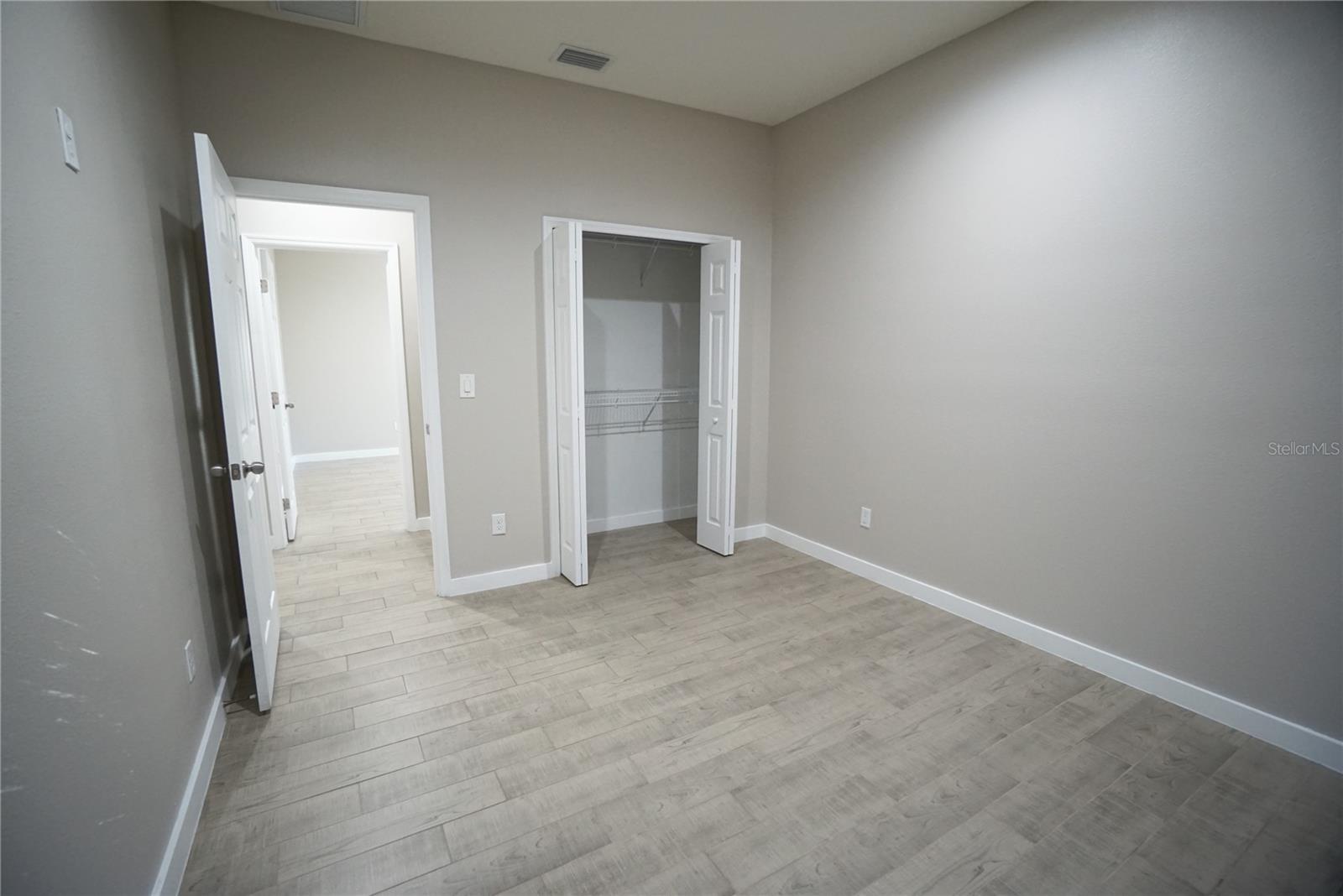 Image 12 of 17 For 4210 Coolidge Avenue 4