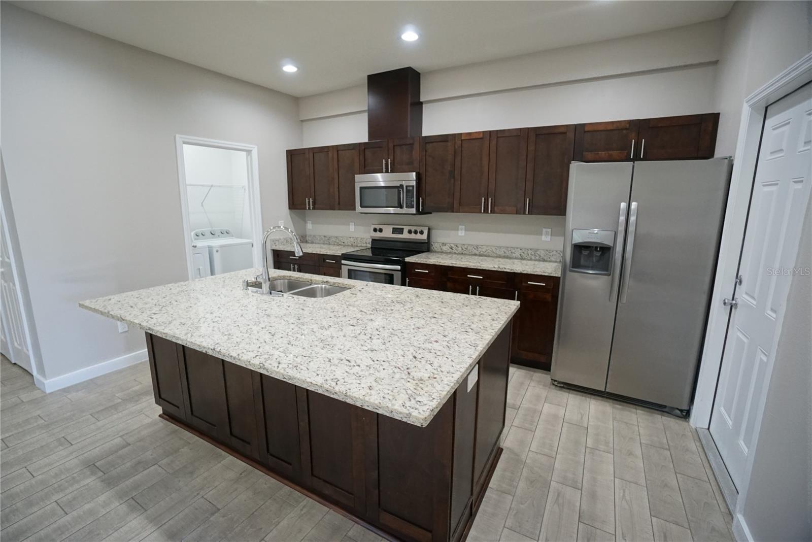 Image 5 of 17 For 4210 Coolidge Avenue 4