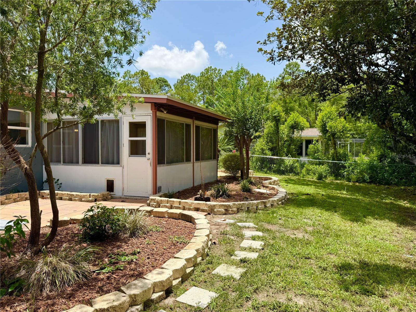 Image 28 of 46 For 9020 Arcadia Way