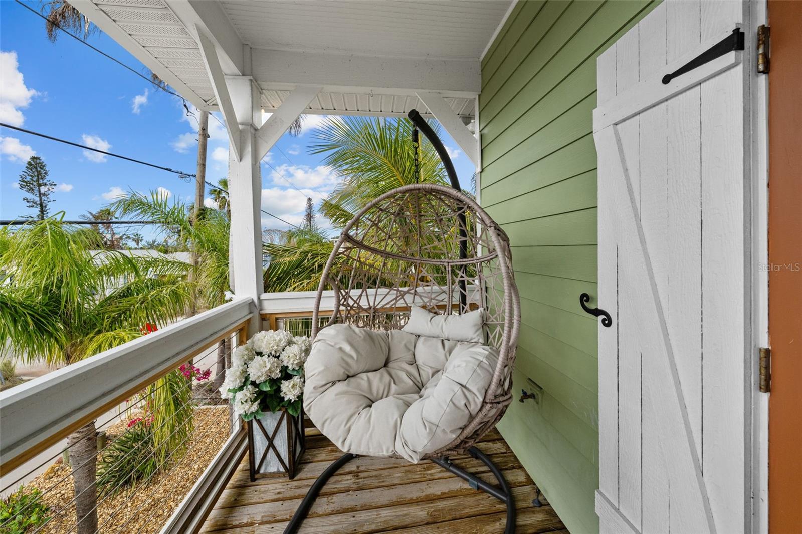 Image 31 of 65 For 12116 Lagoon Lane