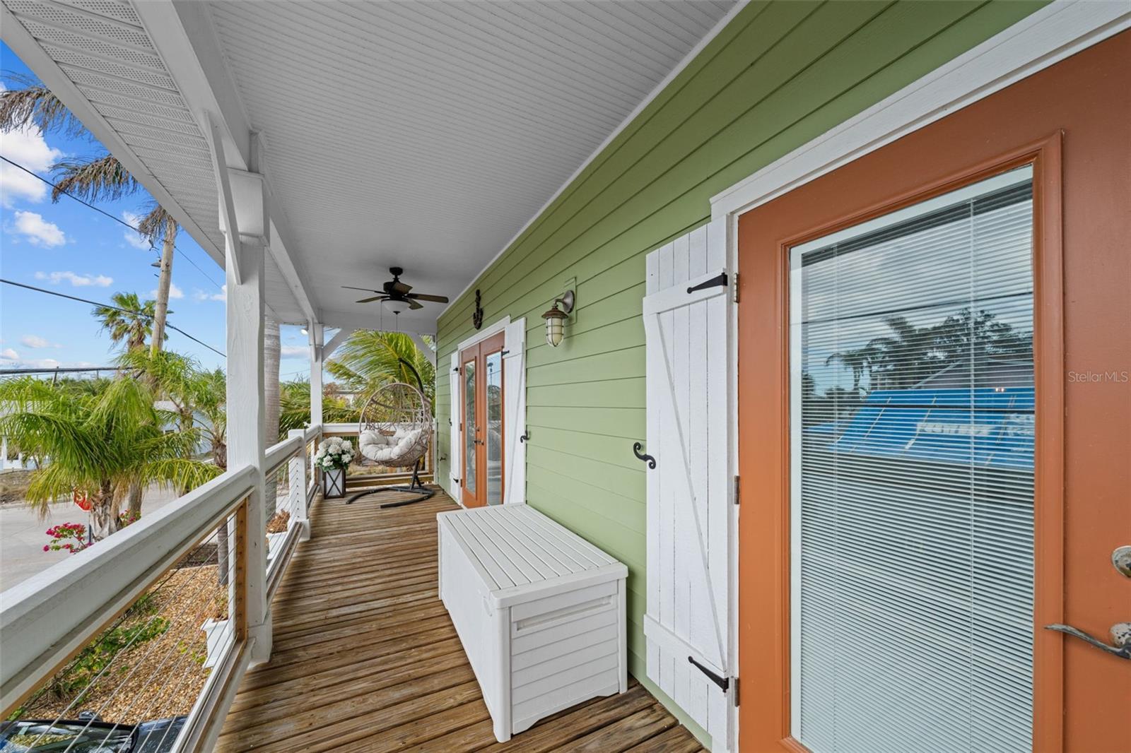 Image 32 of 65 For 12116 Lagoon Lane