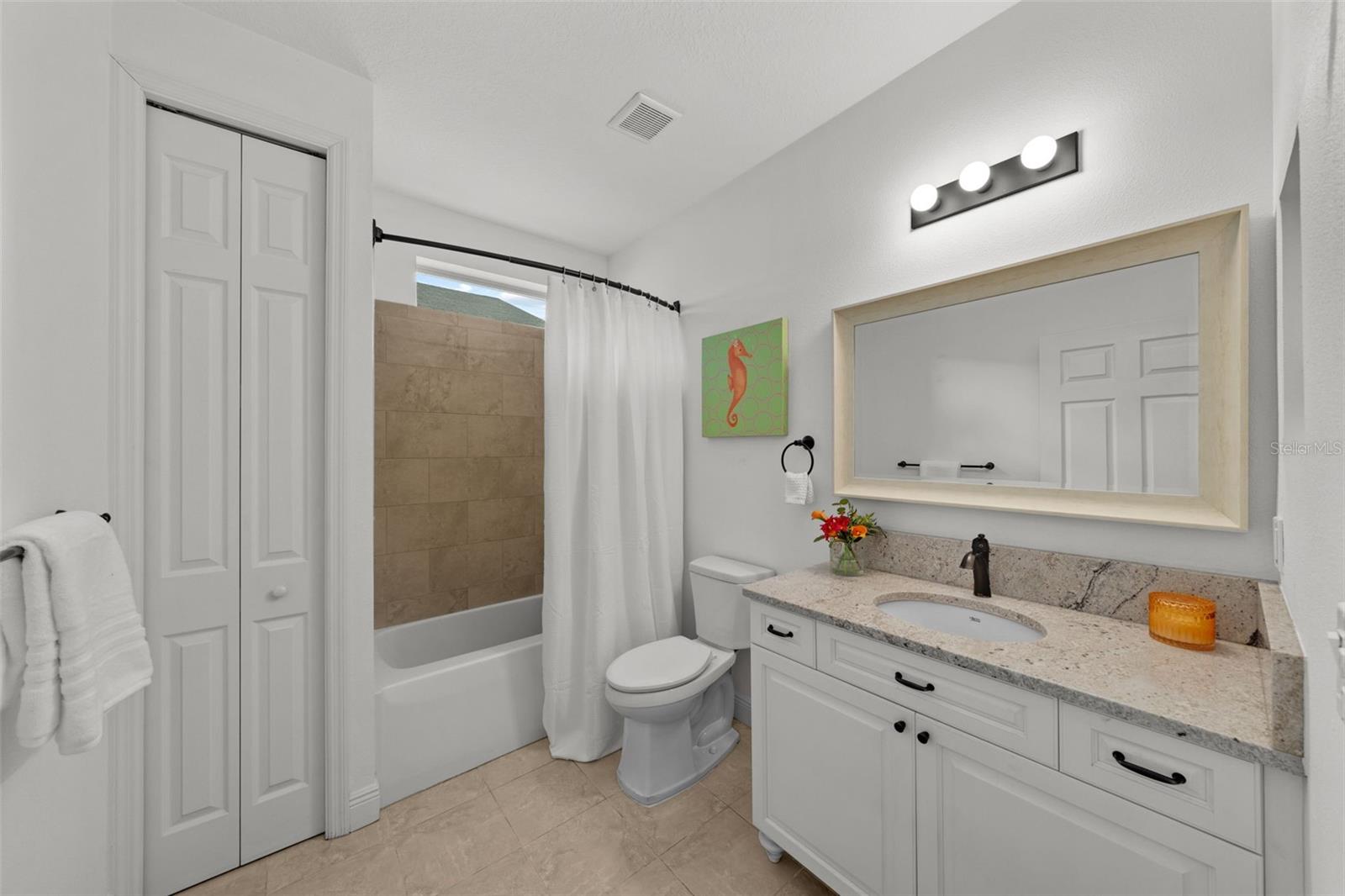 Image 36 of 65 For 12116 Lagoon Lane