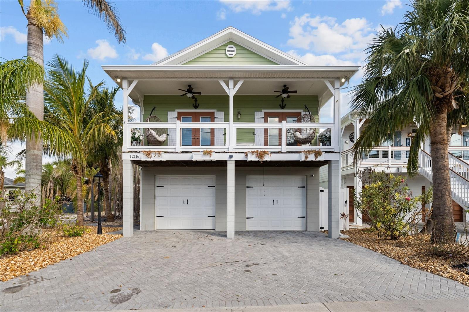 Image 4 of 65 For 12116 Lagoon Lane