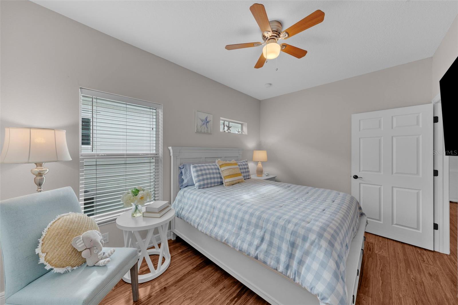 Image 40 of 65 For 12116 Lagoon Lane