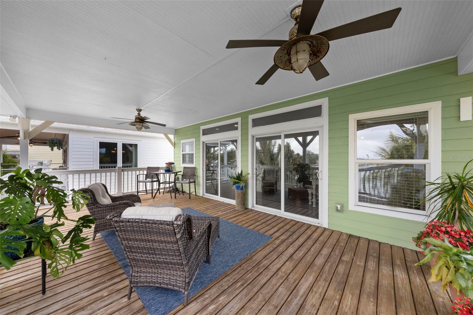 Image 44 of 65 For 12116 Lagoon Lane