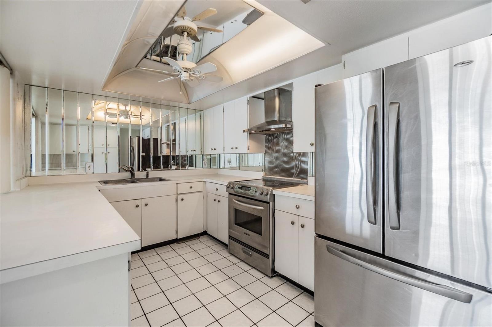 Image 10 of 40 For 1400 Gulf Boulevard 306