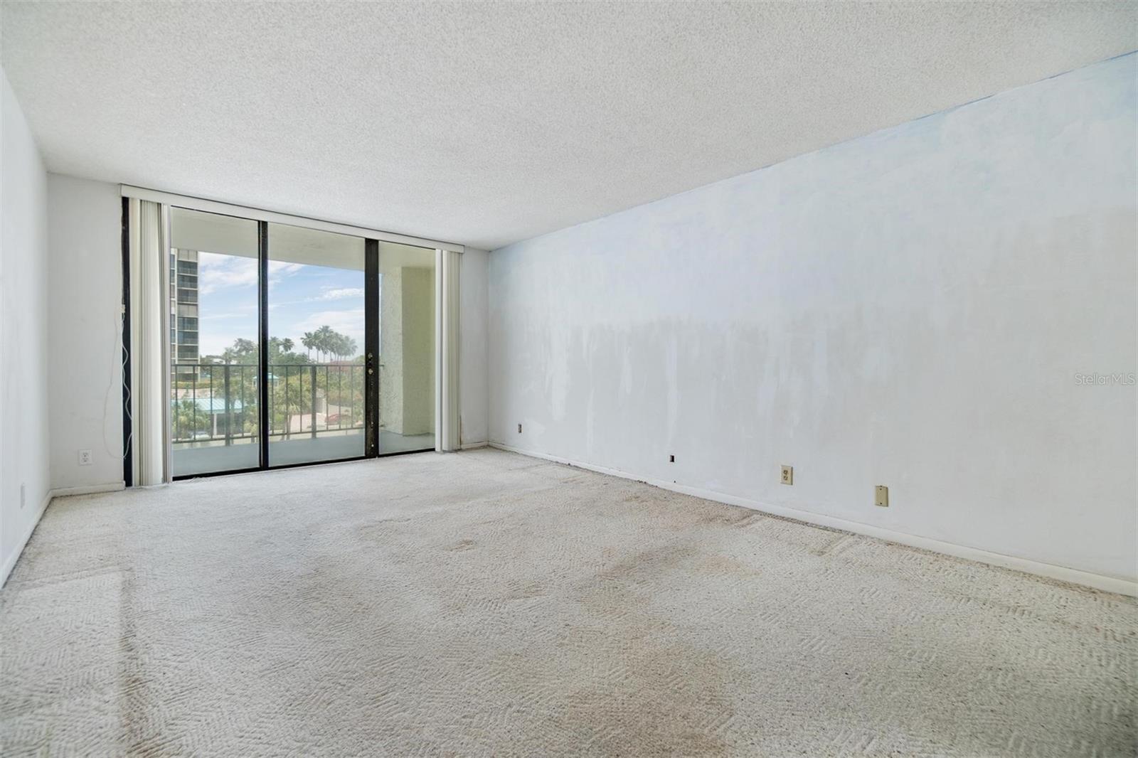 Image 14 of 40 For 1400 Gulf Boulevard 306