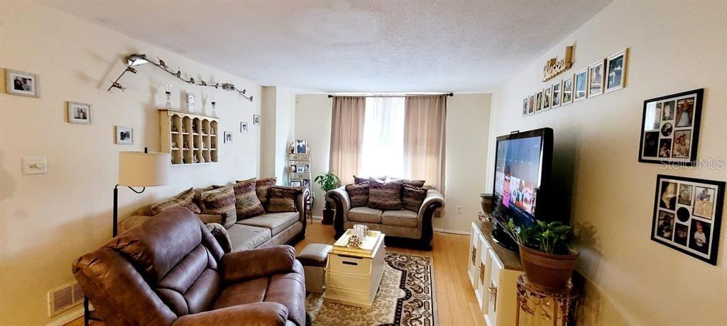 Image 13 of 16 For 701 Madison Avenue 309
