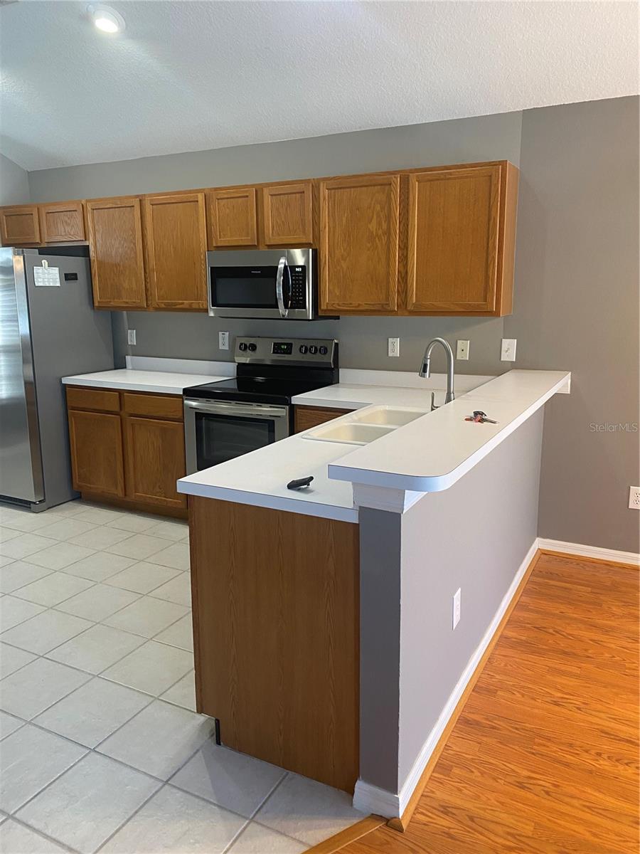 Image 6 of 30 For 10471 Lucaya Drive