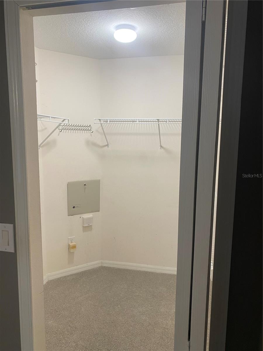 Image 8 of 30 For 10471 Lucaya Drive