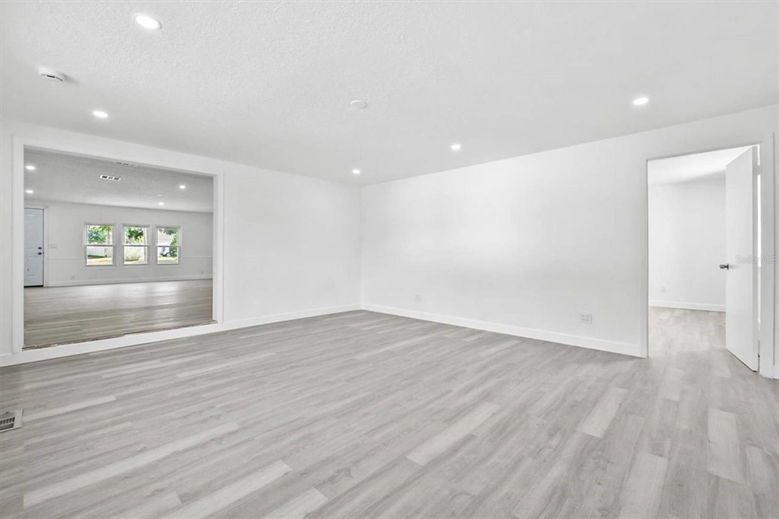 Image 20 of 48 For 8517 Indian Ridge Trail