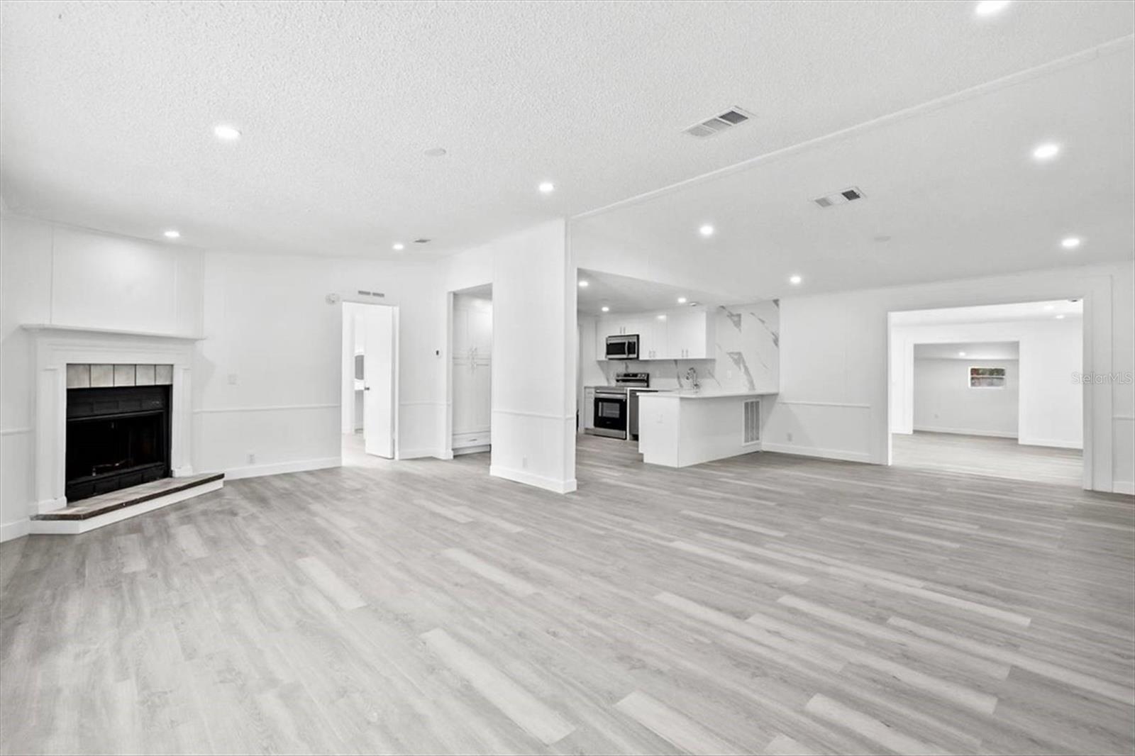 Image 4 of 48 For 8517 Indian Ridge Trail