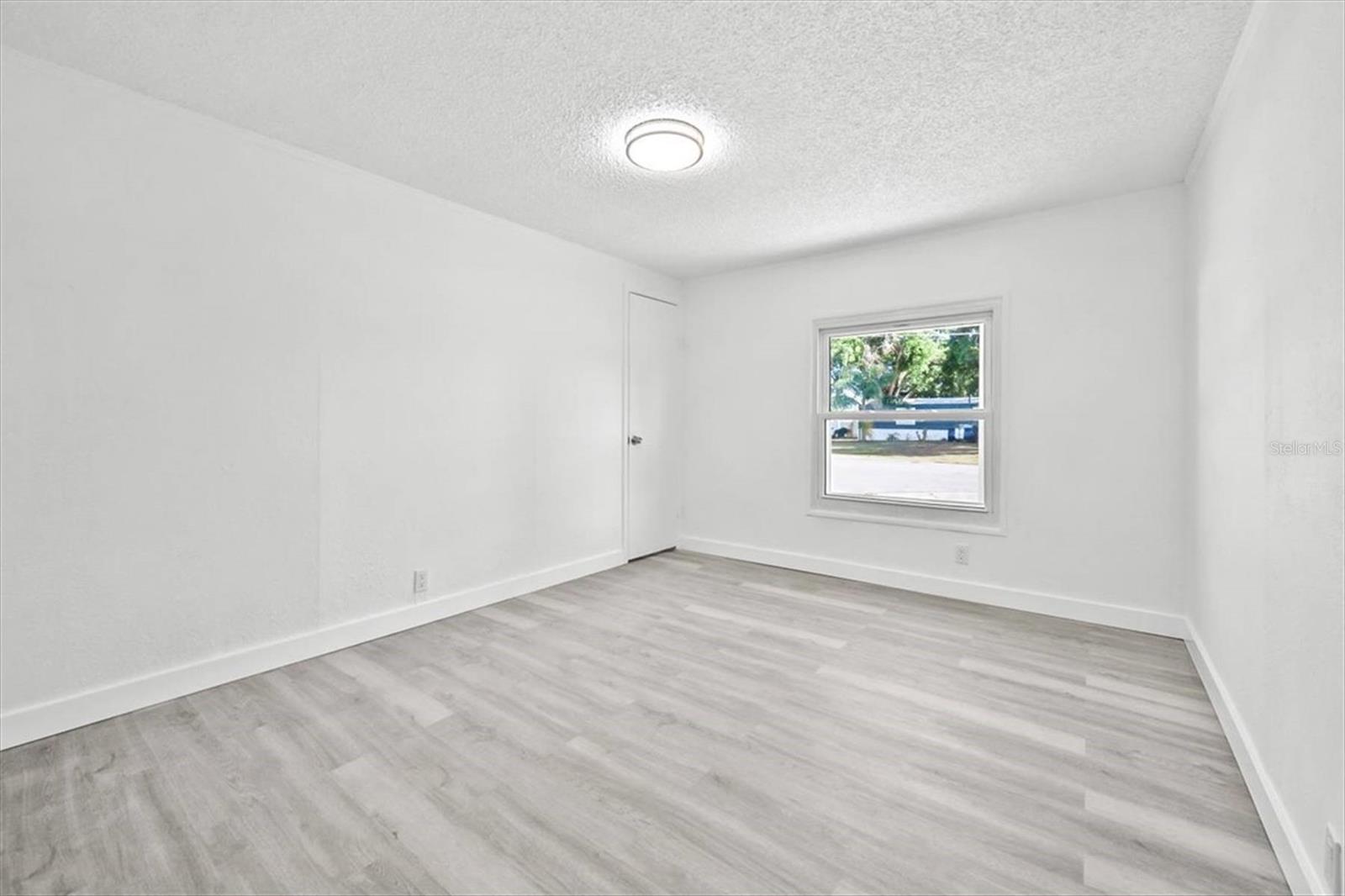 Image 40 of 48 For 8517 Indian Ridge Trail