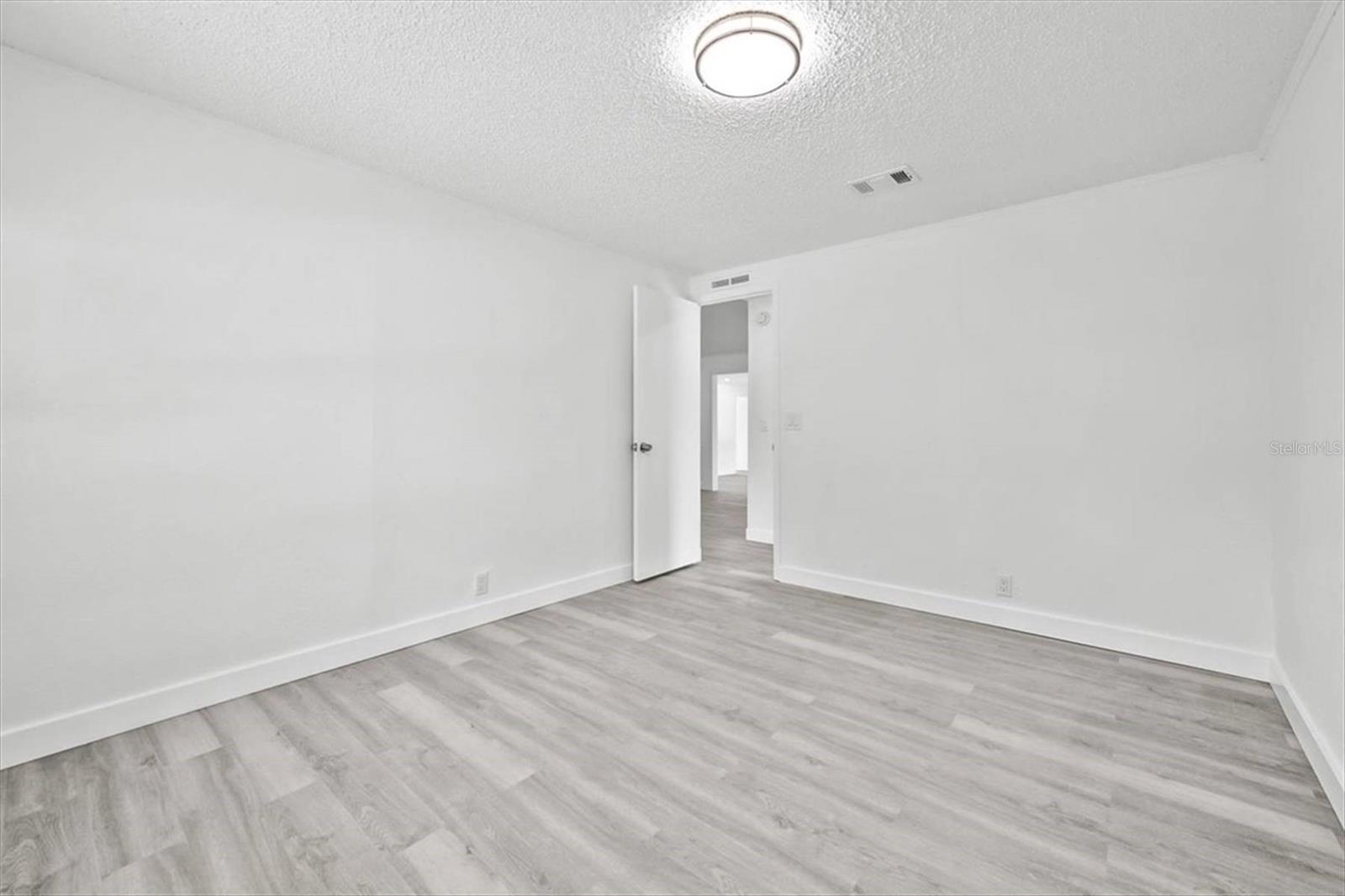 Image 41 of 48 For 8517 Indian Ridge Trail