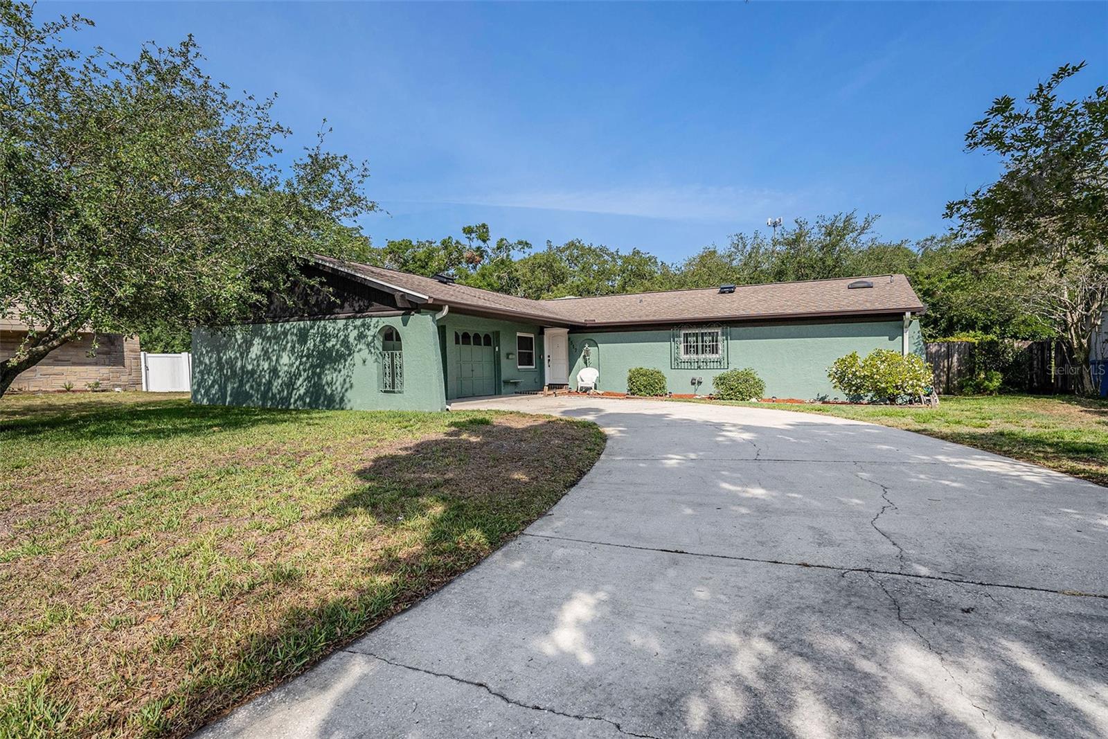 Image 2 of 27 For 8517 Woodwick Court