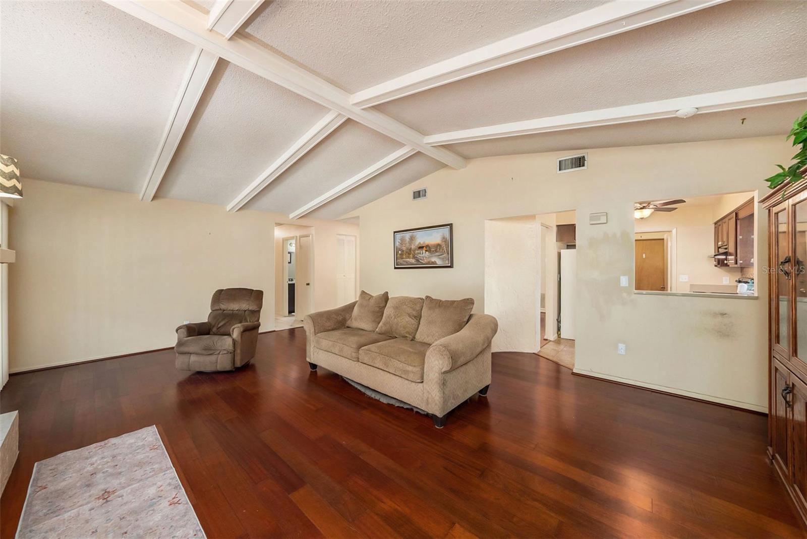 Image 7 of 27 For 8517 Woodwick Court