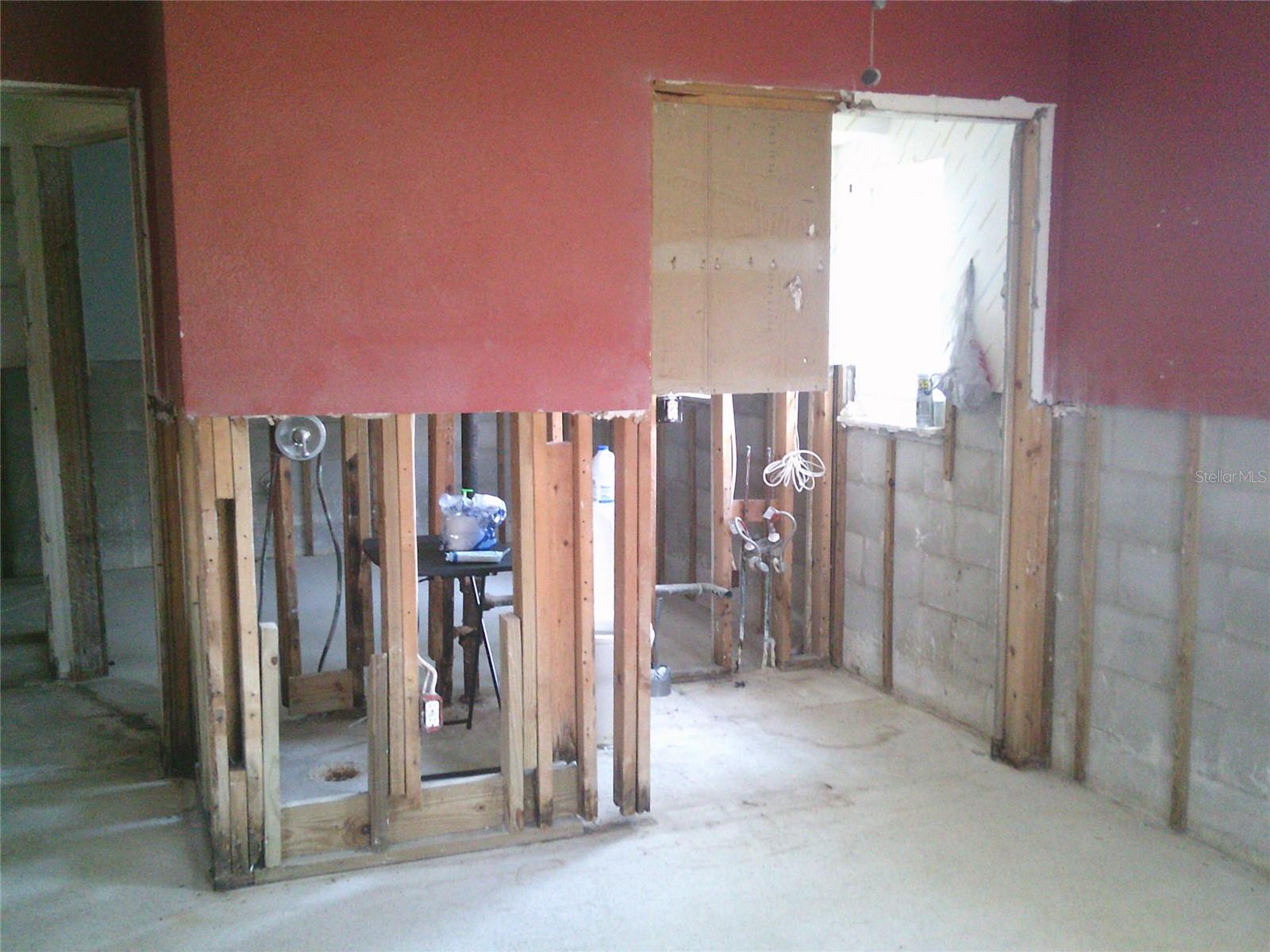 Image 15 of 25 For 212 Driftwood Place