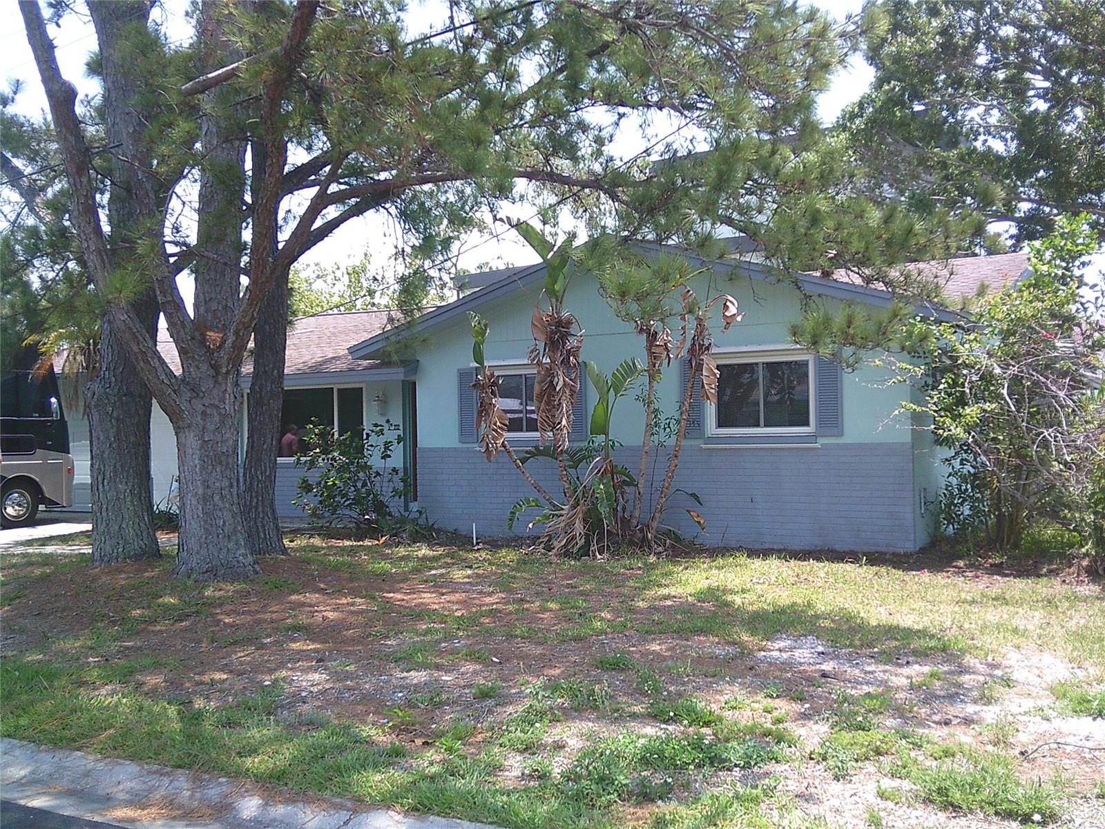 Image 3 of 25 For 212 Driftwood Place
