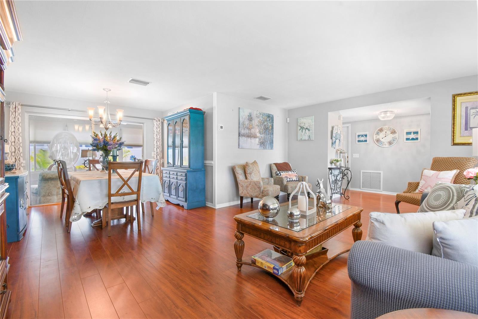 Image 11 of 76 For 7851 120th Street
