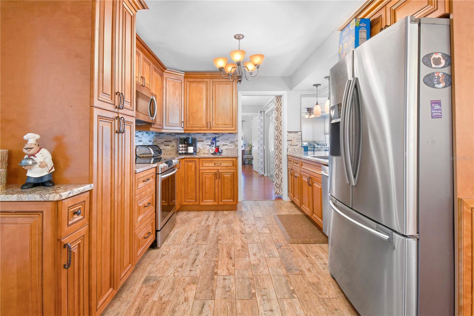 Image 18 of 76 For 7851 120th Street