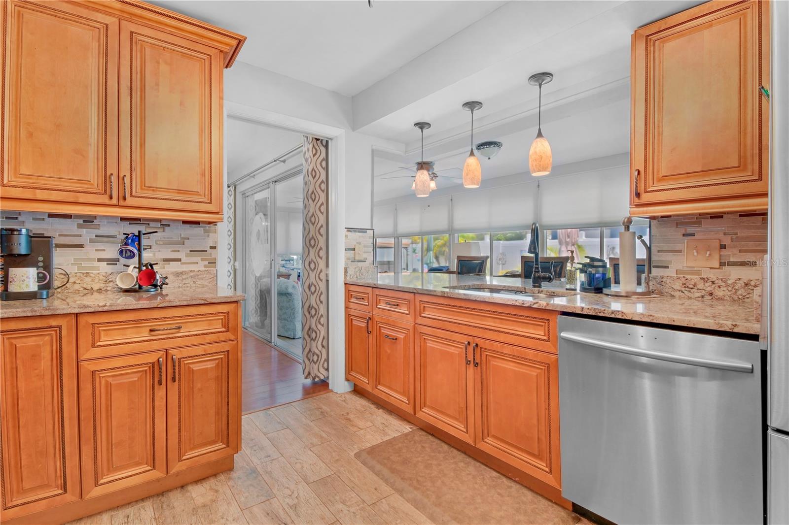 Image 21 of 76 For 7851 120th Street
