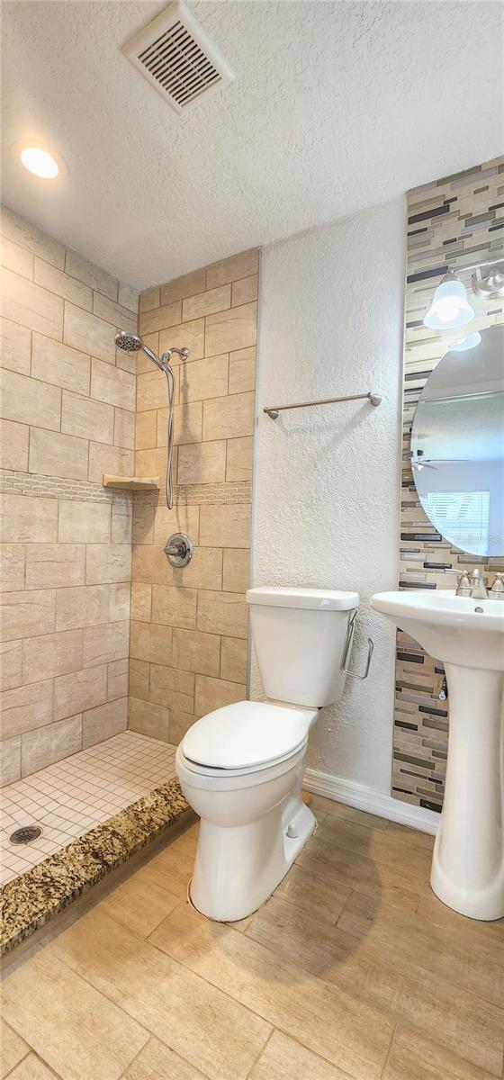 Image 11 of 17 For 14026 Parsley Drive B