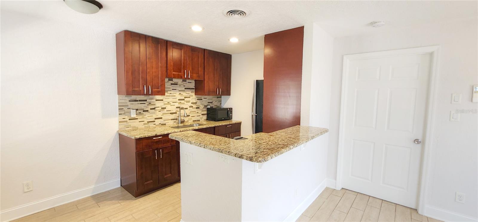 Image 3 of 17 For 14026 Parsley Drive B