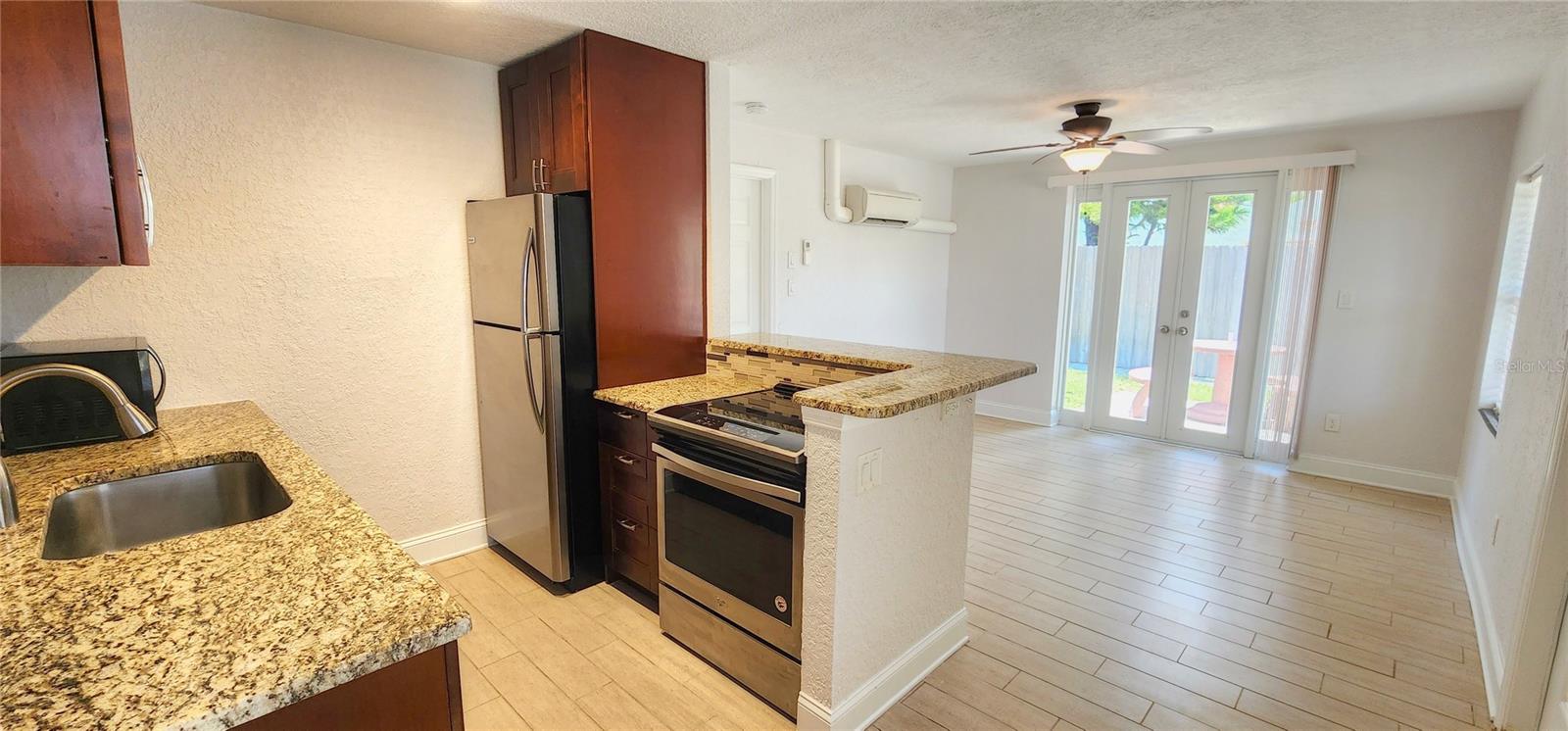 Image 4 of 17 For 14026 Parsley Drive B