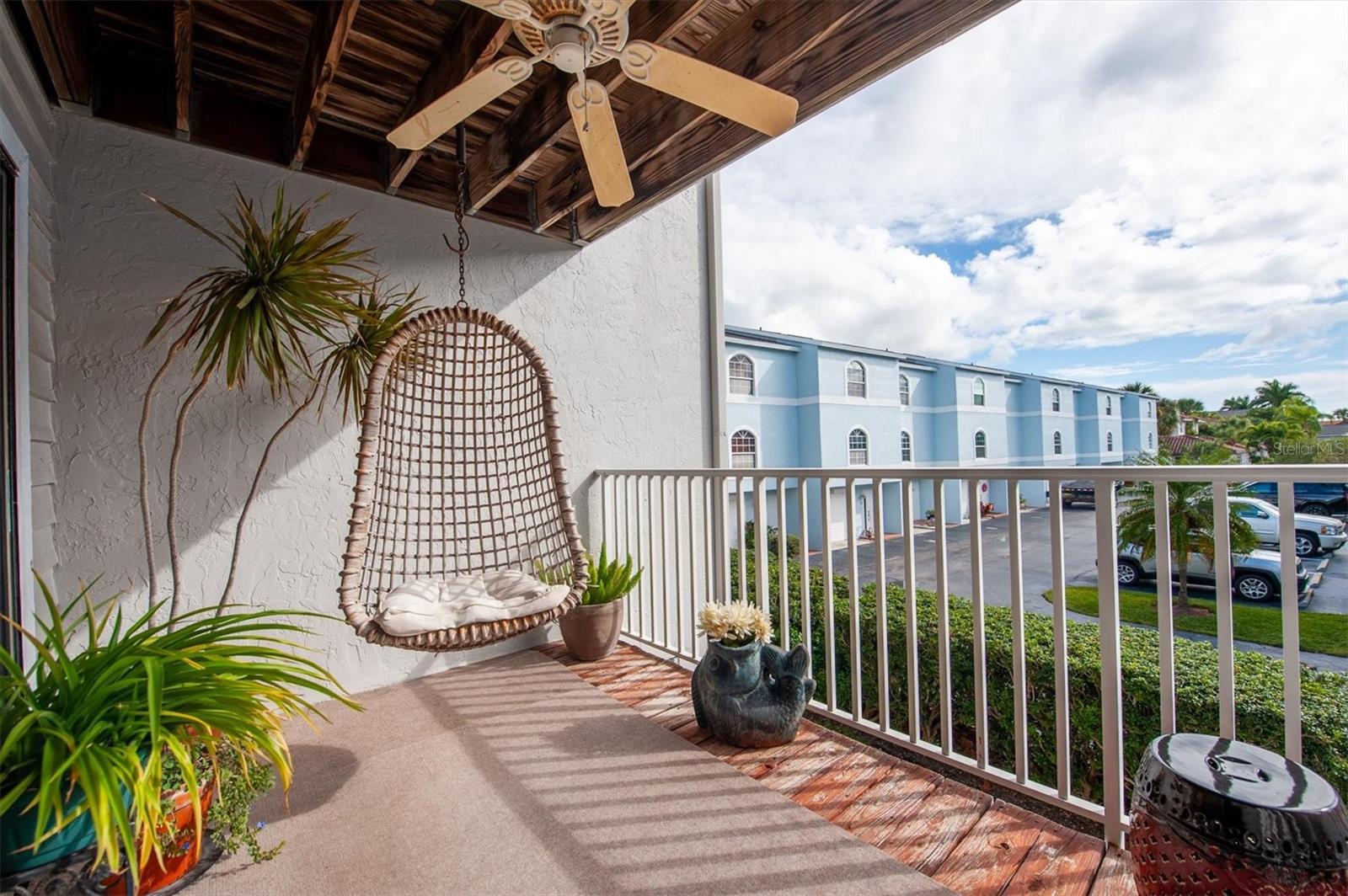 Image 31 of 48 For 745 Pinellas Bayway S 206
