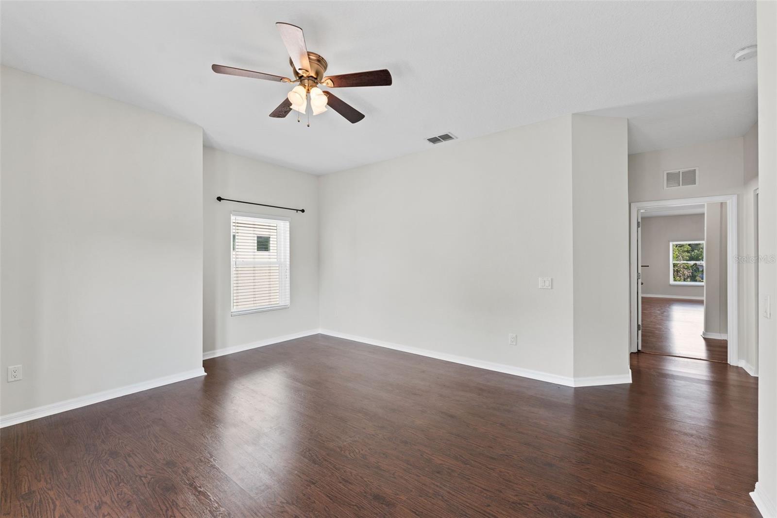 Image 22 of 41 For 3605 Bay Heights Way