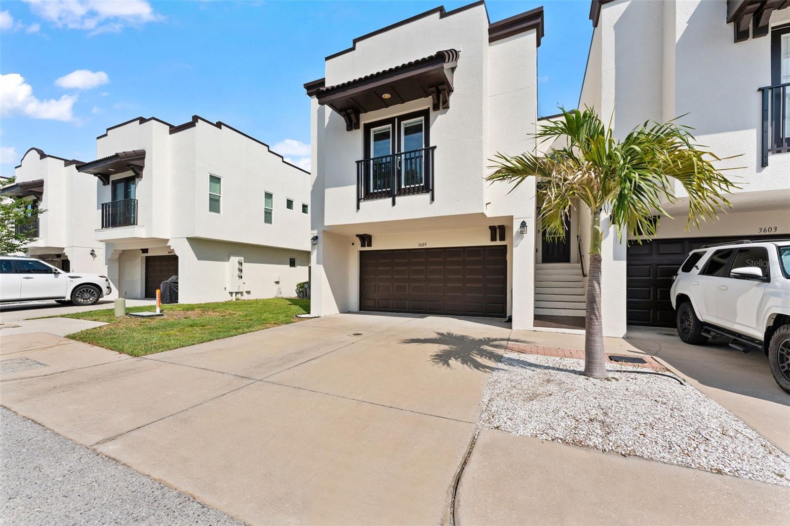 Image 3 of 41 For 3605 Bay Heights Way