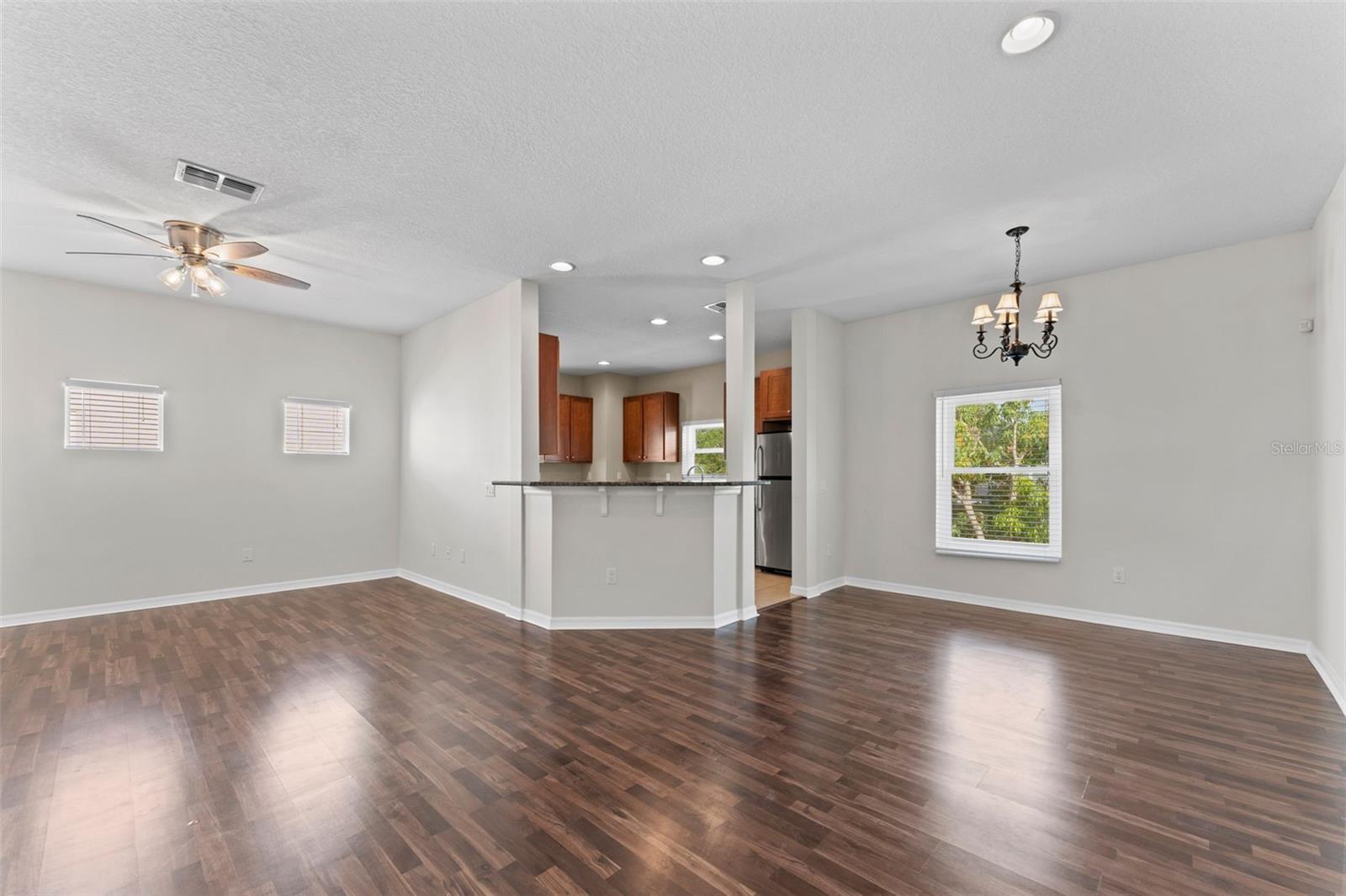 Image 9 of 41 For 3605 Bay Heights Way