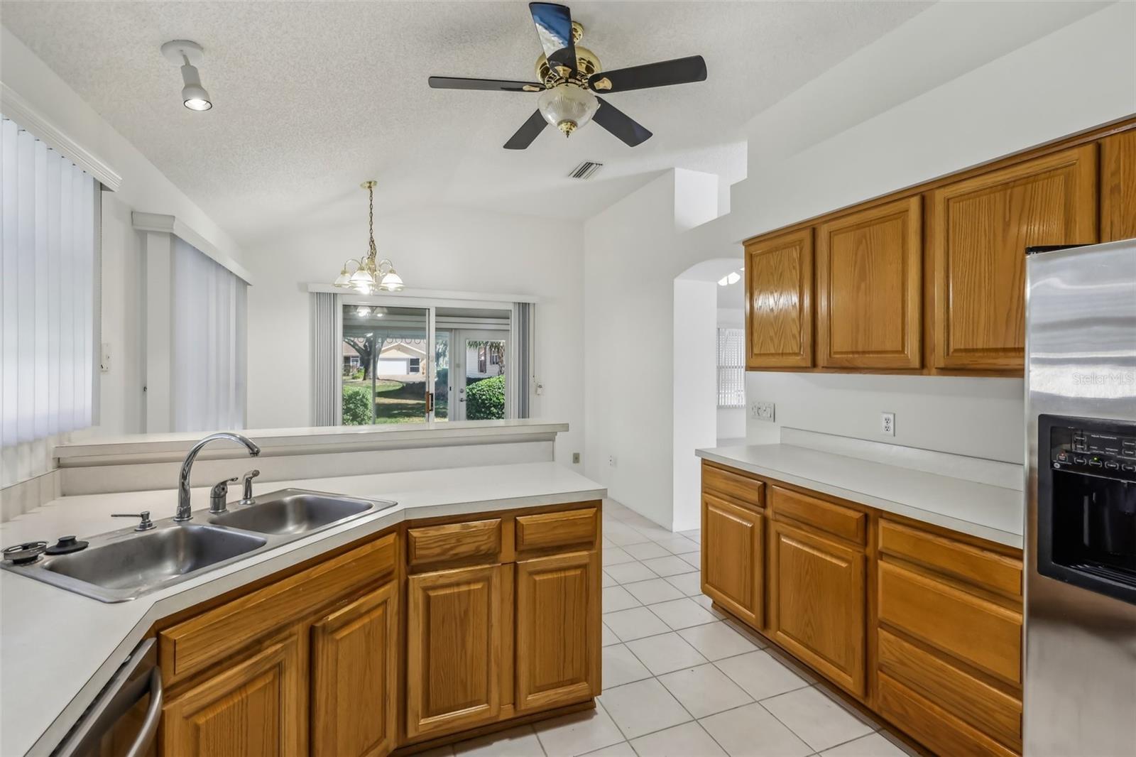Image 3 of 27 For 515 Torres Place