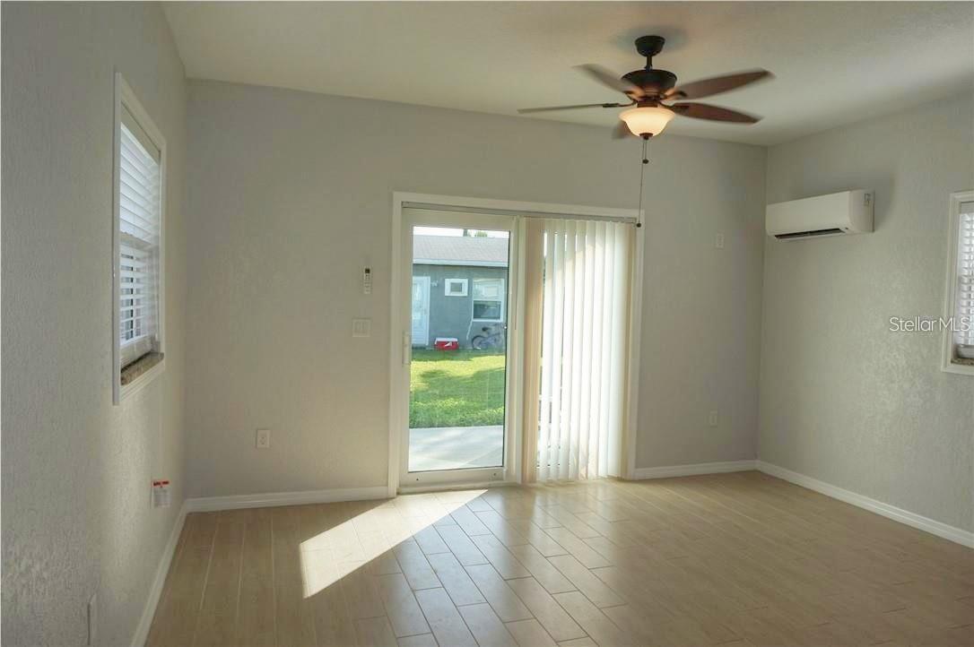 Image 5 of 6 For 14026 Parsley Drive C