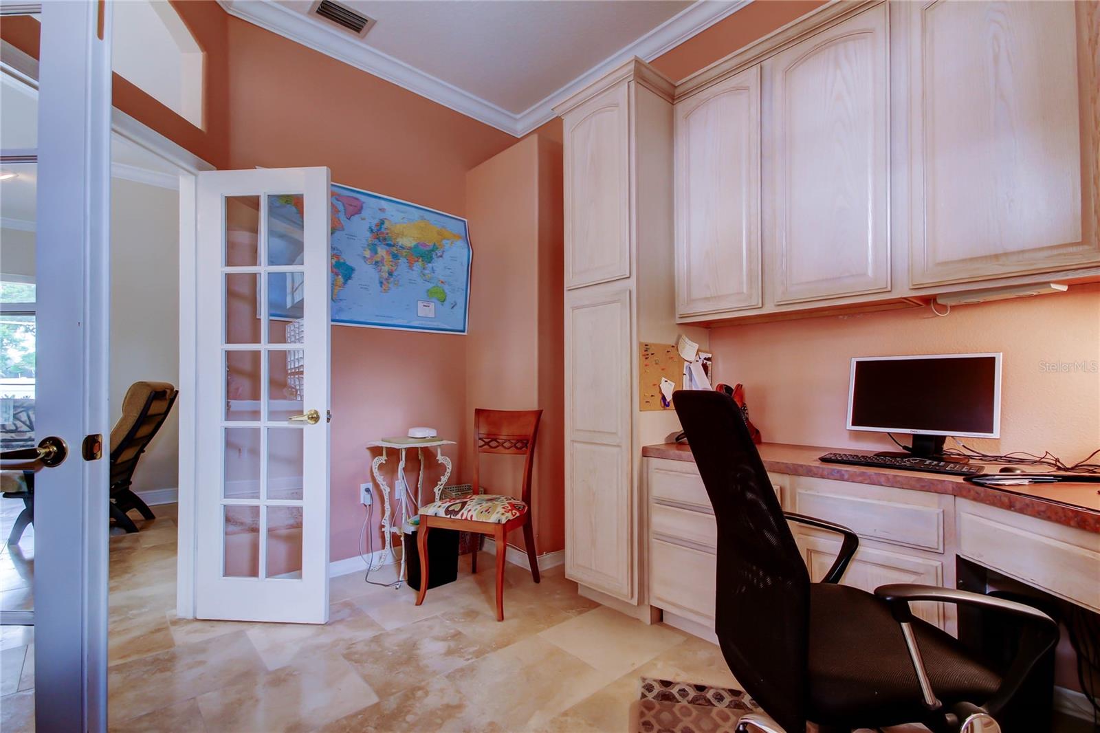 Image 15 of 65 For 15302 Lake Maurine Drive
