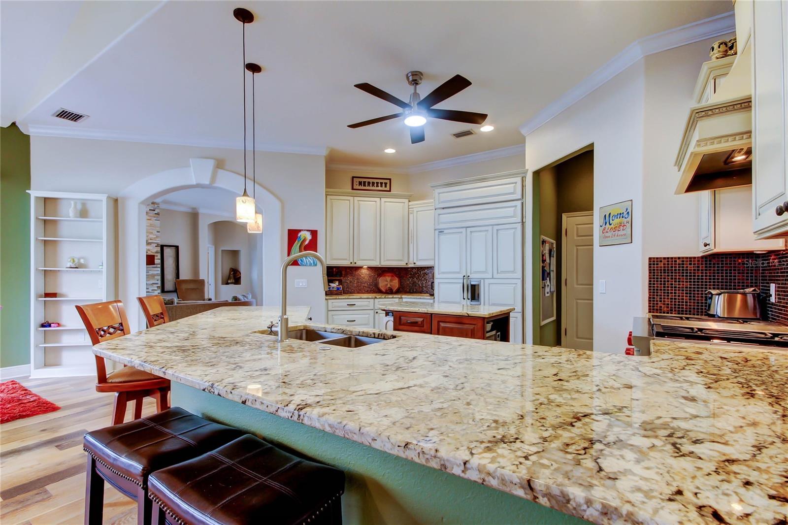 Image 20 of 65 For 15302 Lake Maurine Drive
