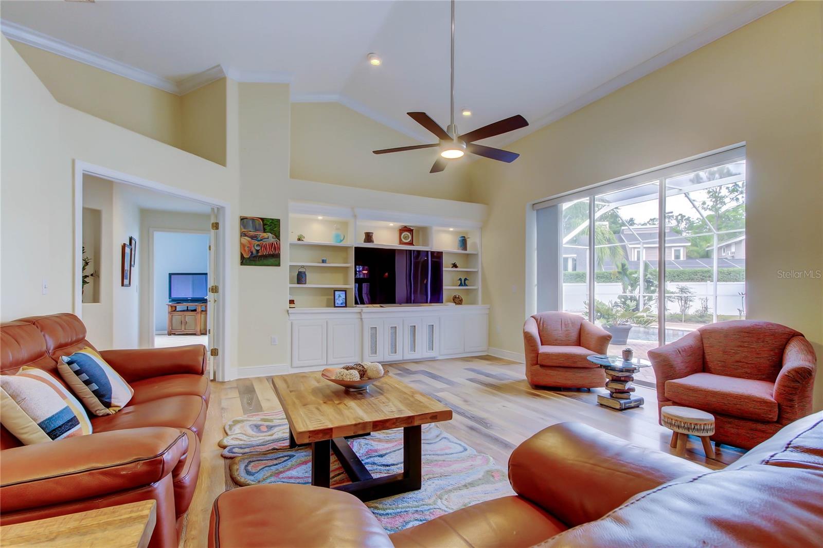 Image 30 of 65 For 15302 Lake Maurine Drive