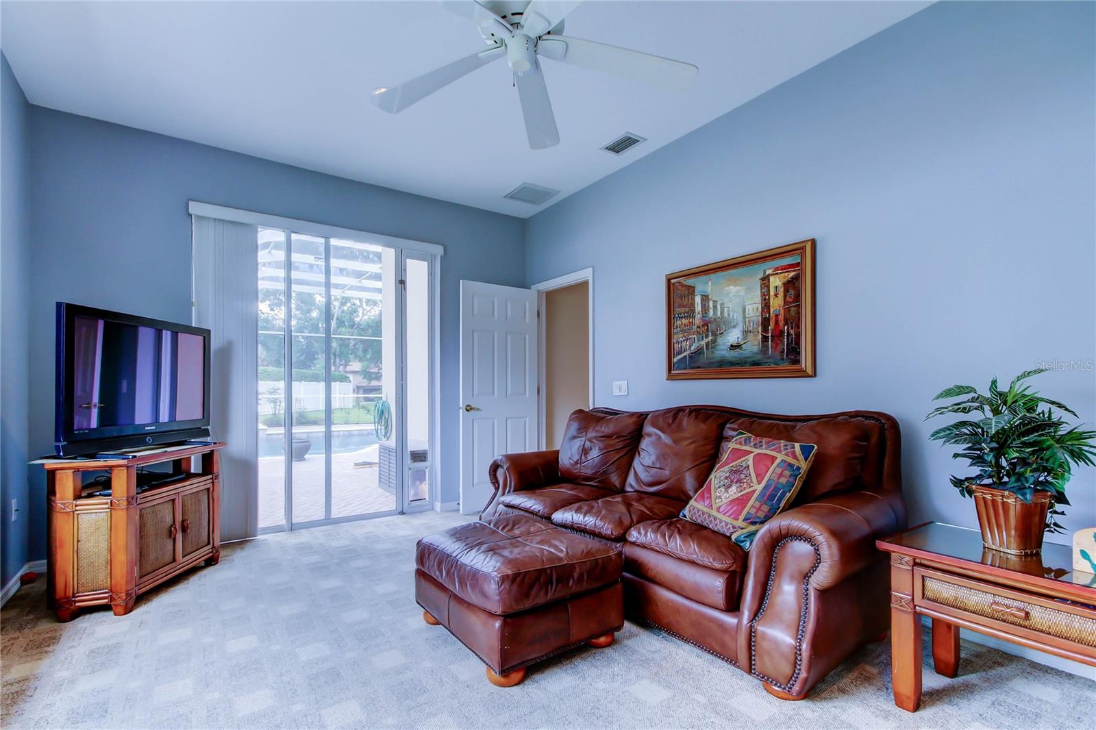 Image 40 of 65 For 15302 Lake Maurine Drive