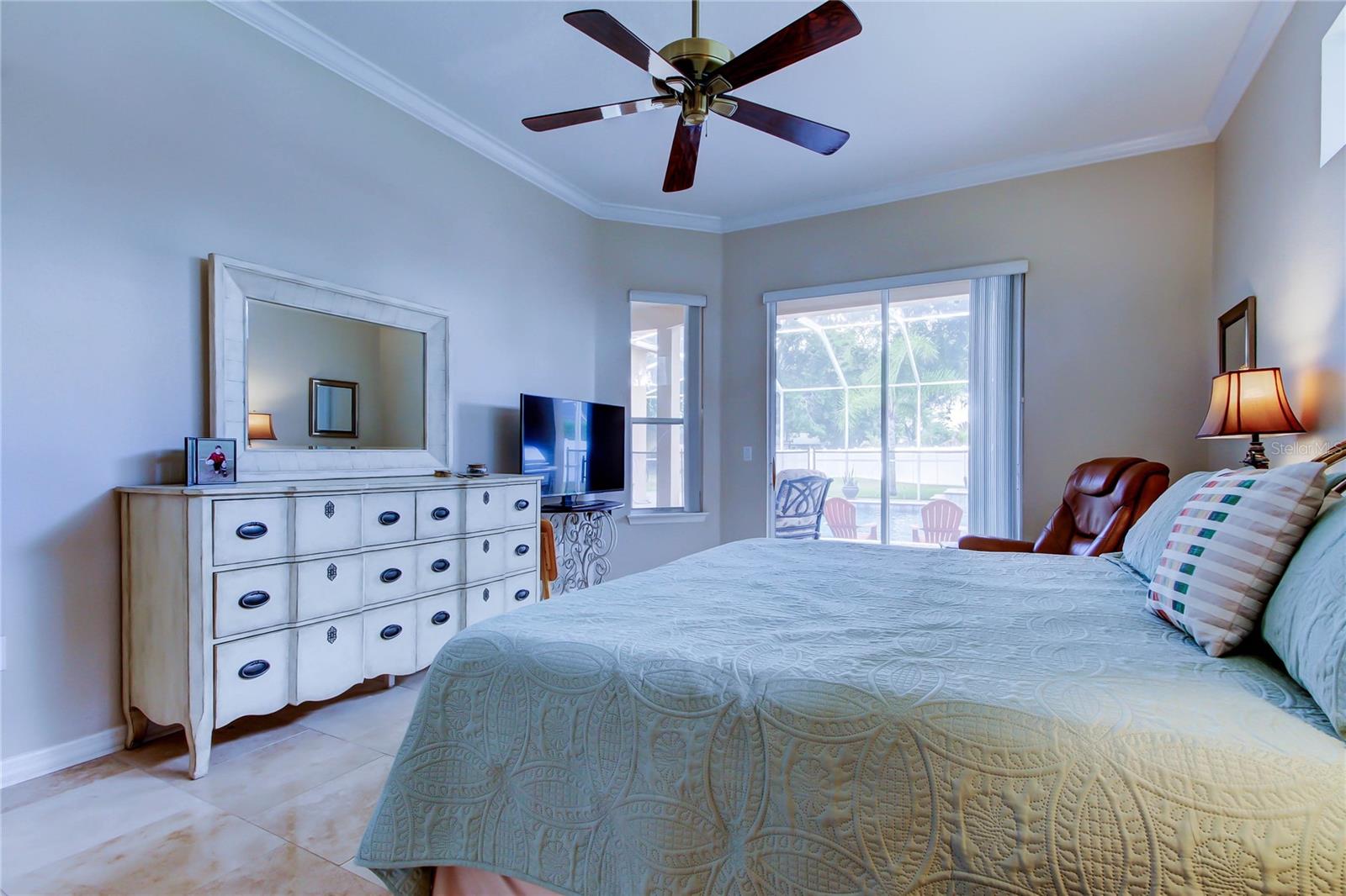 Image 43 of 65 For 15302 Lake Maurine Drive