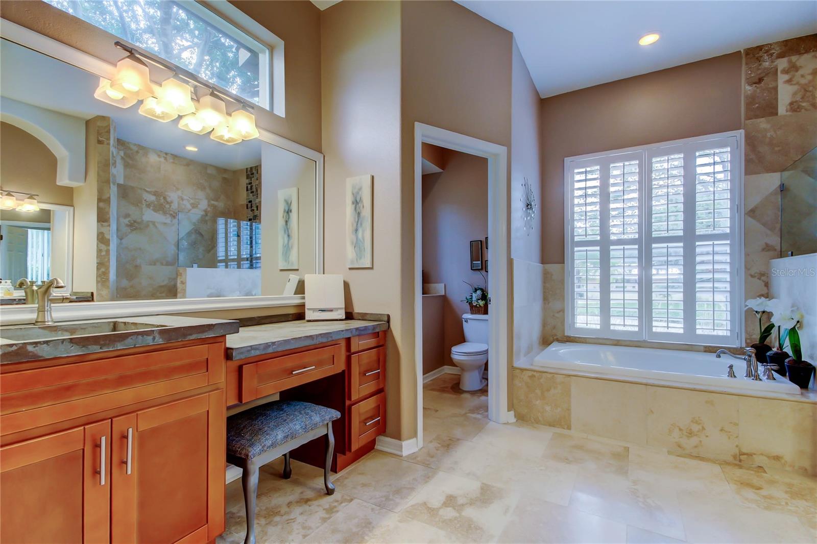 Image 44 of 65 For 15302 Lake Maurine Drive
