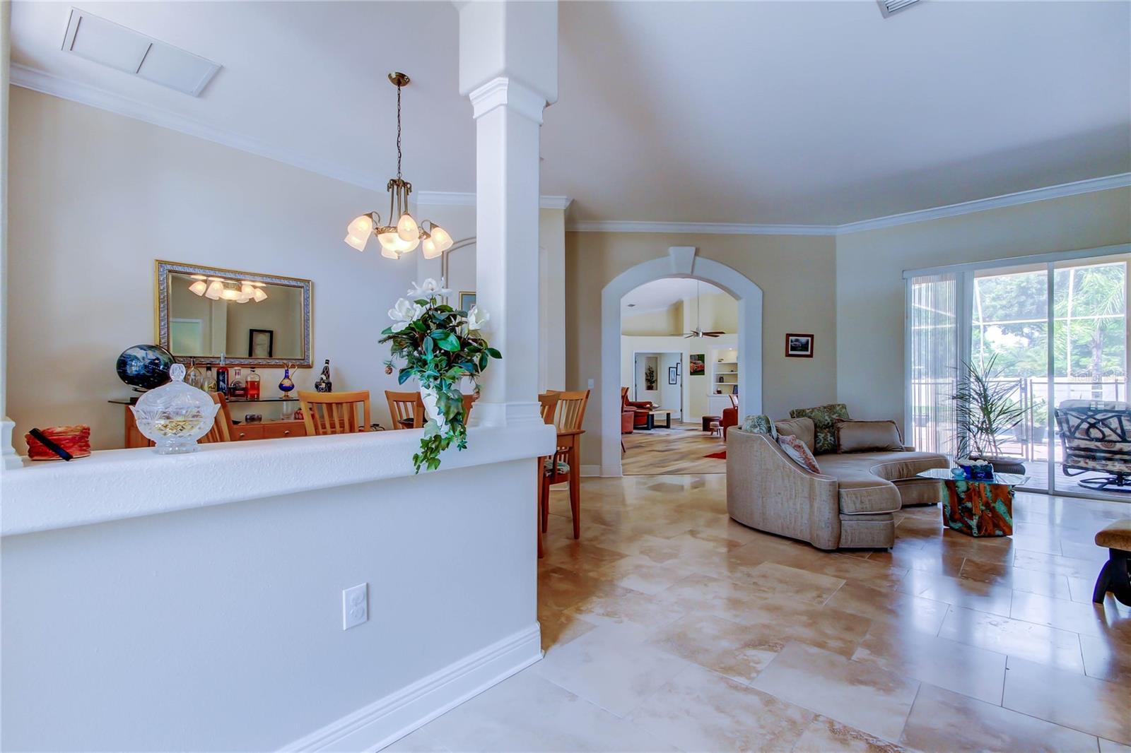 Image 7 of 65 For 15302 Lake Maurine Drive